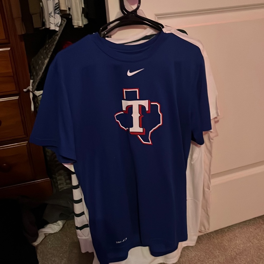 Men’s Dri-Fit tee